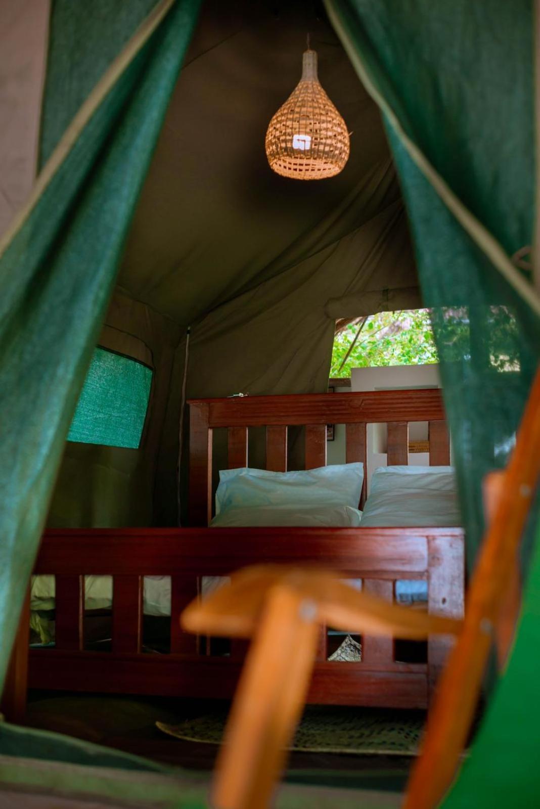 Mikadi Beach Camp & Backpackers Hostel Dár Al-Szalám Kültér fotó