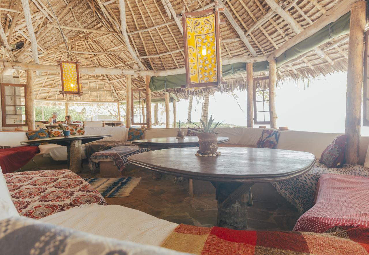 Mikadi Beach Camp & Backpackers Hostel Dár Al-Szalám Kültér fotó